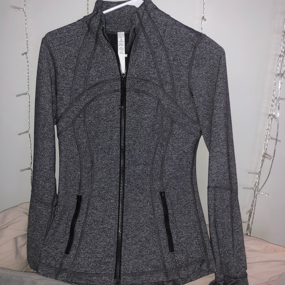 lulu zip up